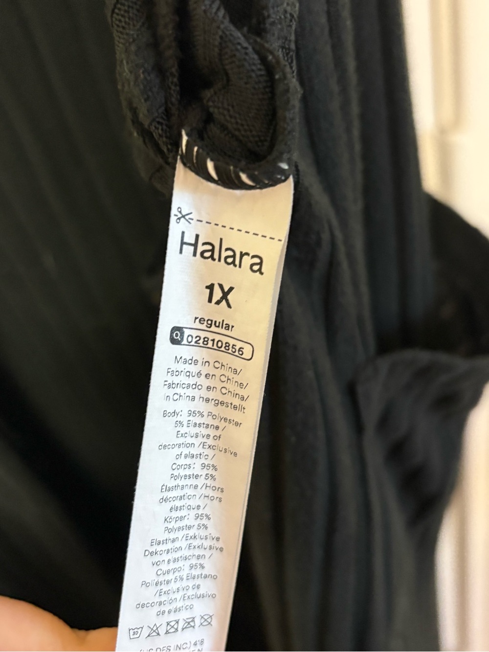 HALARA Black Ribbed Knit Overalls